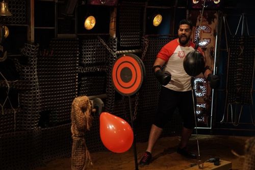 Mourad Ameur dans un nouveau défi de la Cage.