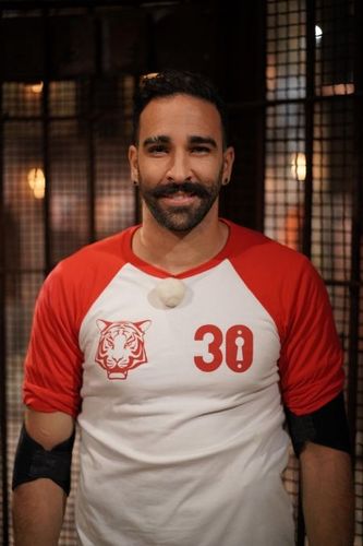 Portrait d'Adil Rami