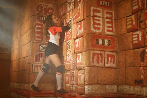 Audrey Pirault dans la nouvelle cellule du Temple Maudit
