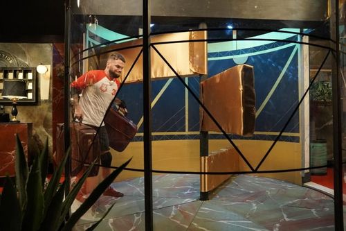 KeenV dans l'hôtel