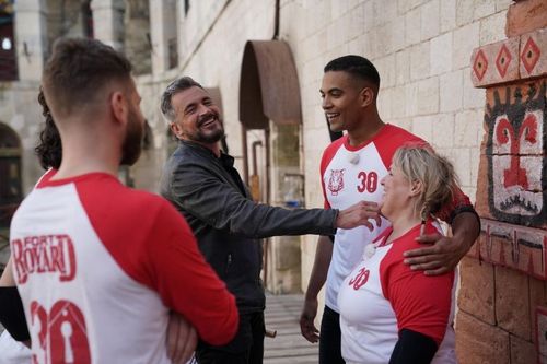 L'équipe CéKeDuBonheur devant la porte du temple maudit