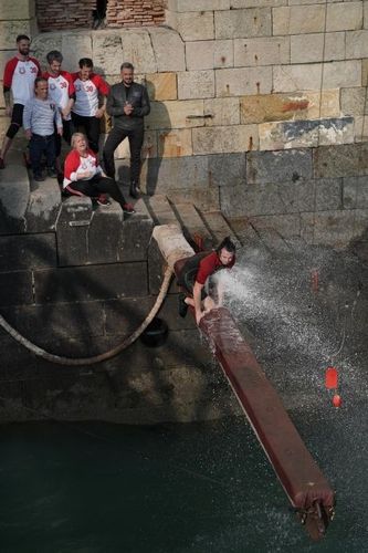 Anthony Colette sur la Poutre Jets d'Eau