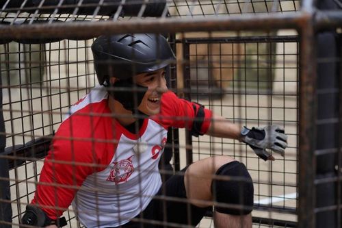 Tibo Inshape dans l'épreuve des Deux Cages