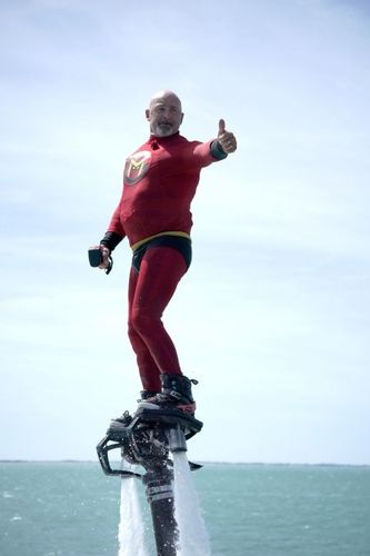 Mégagaf sur son Flyboard