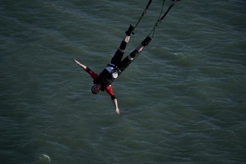 Jean-Luc Lemoine a été catapulté !