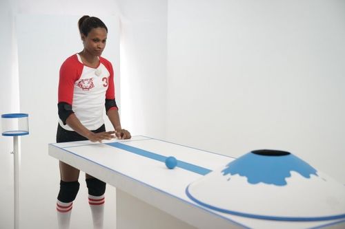 Allison Pineau dans le defi du Volcan