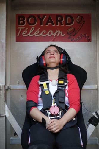 Cécile Duflot installée dans le Cabine Ejectable