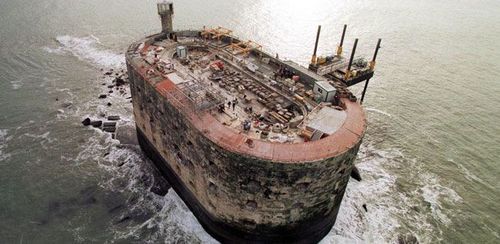 Restauration de la terrasse du fort Boyard durant l'hiver 1999