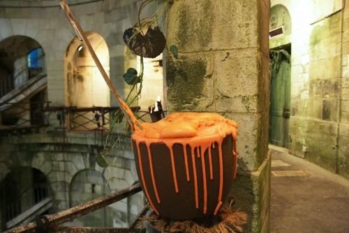 Le fort aux couleurs d\'Halloween