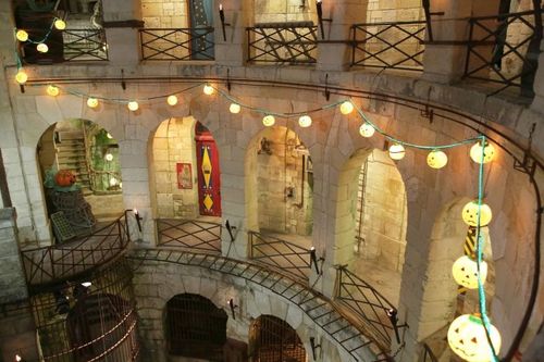 Le fort aux couleurs d\'Halloween