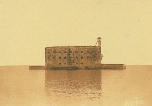 Le fort en service vu du large d'Oléron