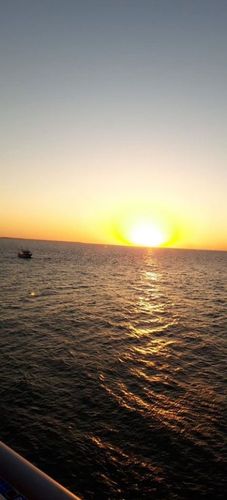 Le soleil se couche sur l'Atlantique