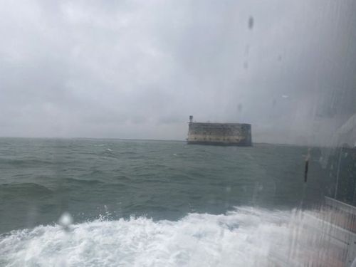 Répétitions Fort Boyard J2. Bonne journée à tous!  #FortBoyard #Boyardsaison31 
@Alpfr
 
@France2tv