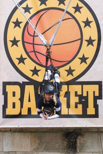 Camille Cerf dans le Turbo Basket