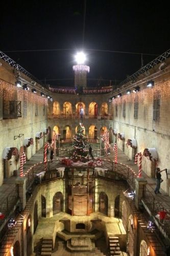 Le fort décoré pour les fêtes de fin d\'année