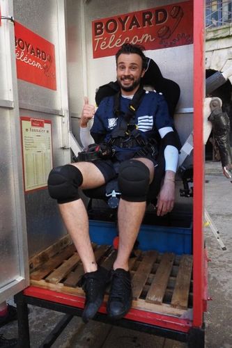 Tom Villa dans la Cabine Ejectable