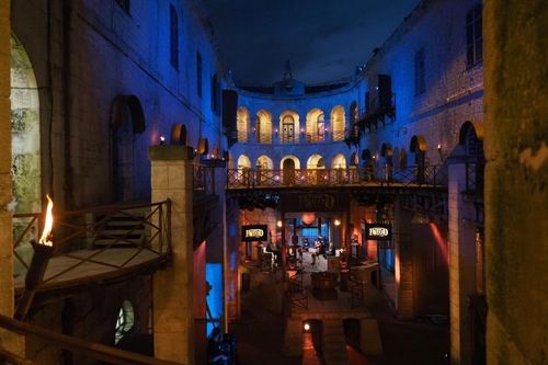 Le fort de nuit