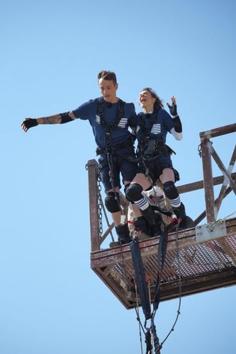 Hugo Clément et Alexandra Rosenfeld dans le double saut de l'Ange