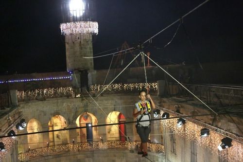 Amel Bent dans l\'aventure du Funambule