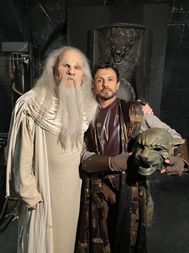 Le Chef Willy (en tenue de maître) et le Père Fouras