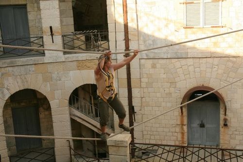 Dimitri Szarzewski dans l'aventure du Pont de Singe