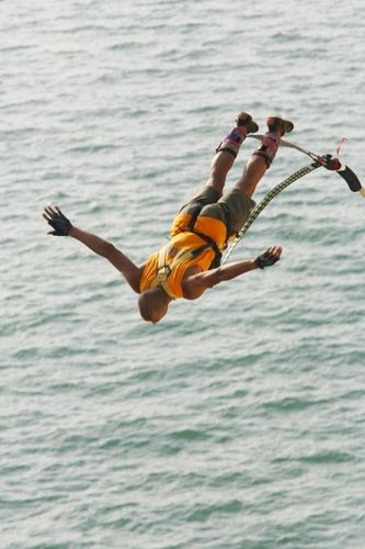 Stéphane Diagana dans l'aventure du Saut de l'Ange
